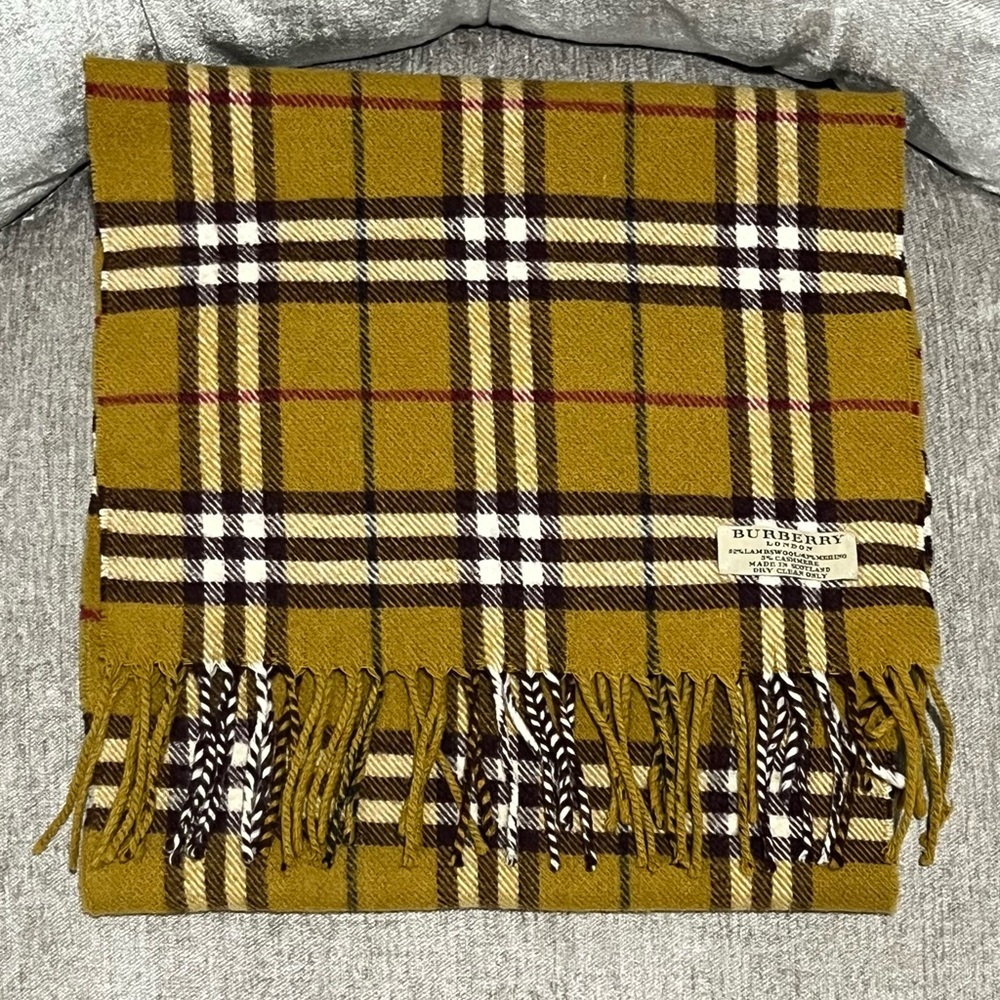 Authentic Burberry London Scarf - EUC